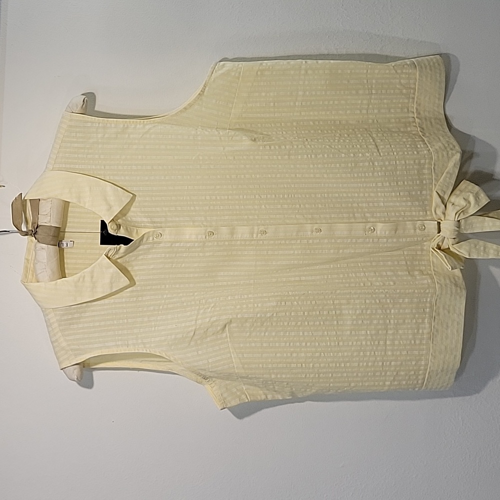 ELLE, Button Down Sleeveless Top, Tie At Waist